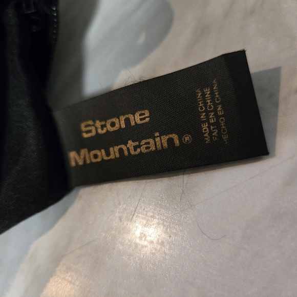 Stone Mountain Black Leather Bag - Picture 4 of 4
